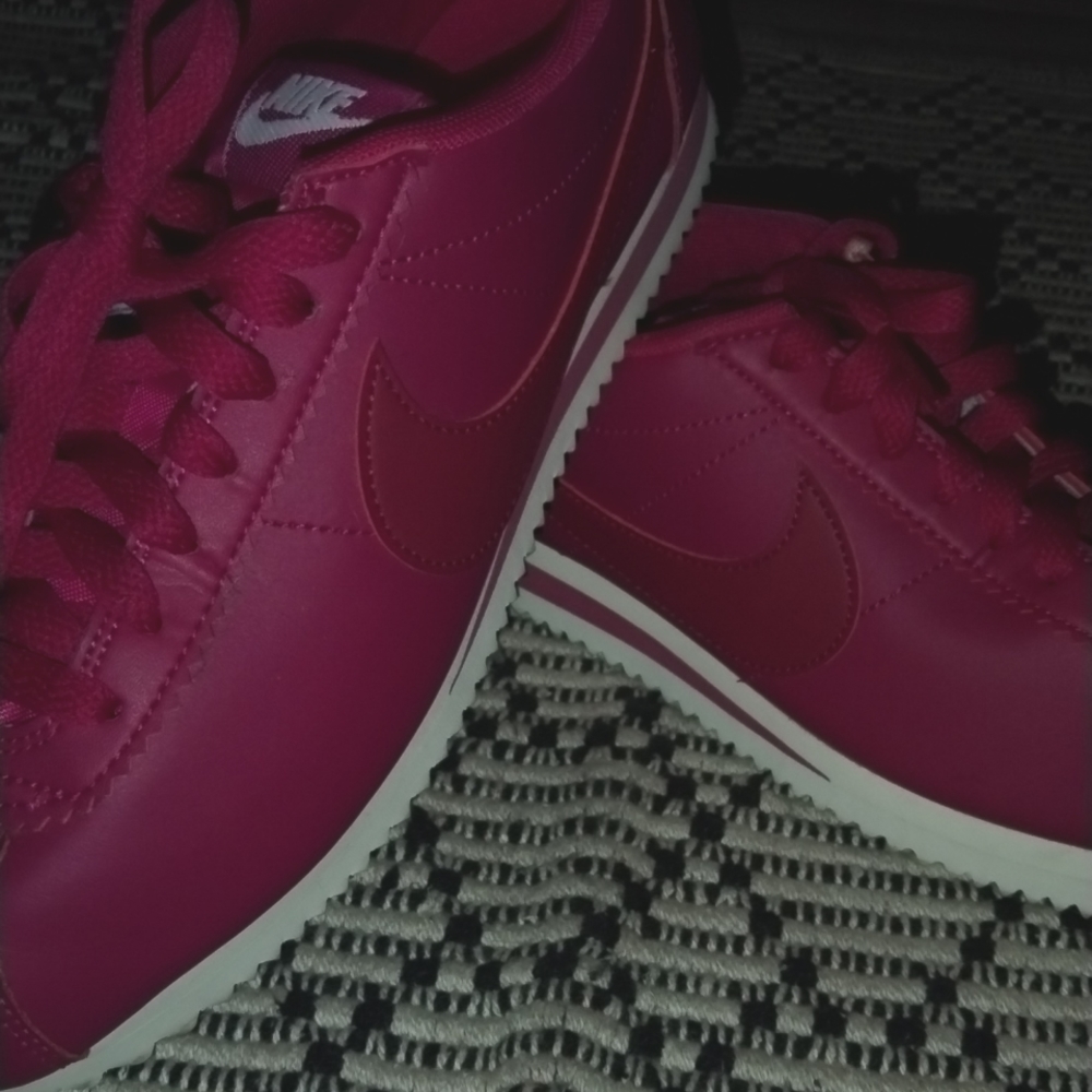 Nike Cortez Hot pink size 8